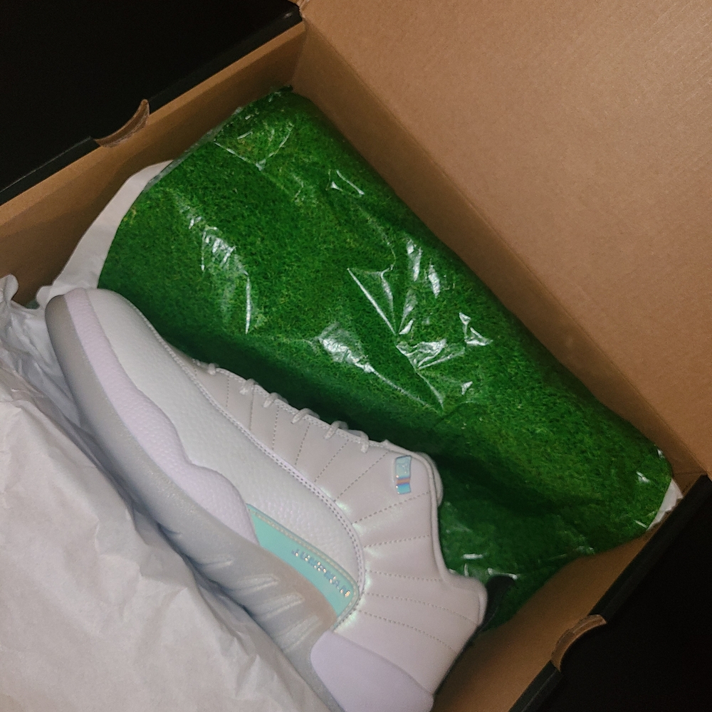 Jordan 12 Low Easter